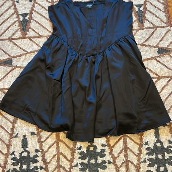 Wild Fable fit and flare magic moves widow Black satin Mini Dress XL New - Picture 3 of 7
